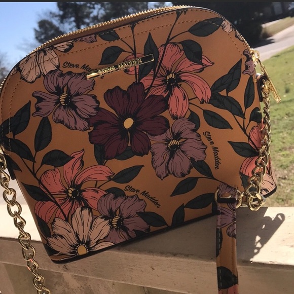 Steve Madden Handbags - Steve Madden purse